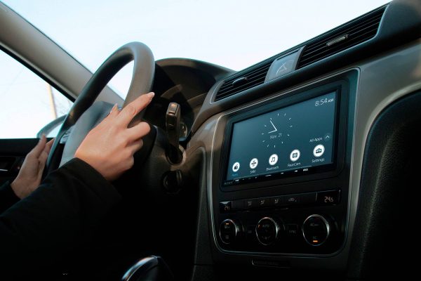 Sony 7 Inch Wireless CarPlay Android Auto Digital Media-9